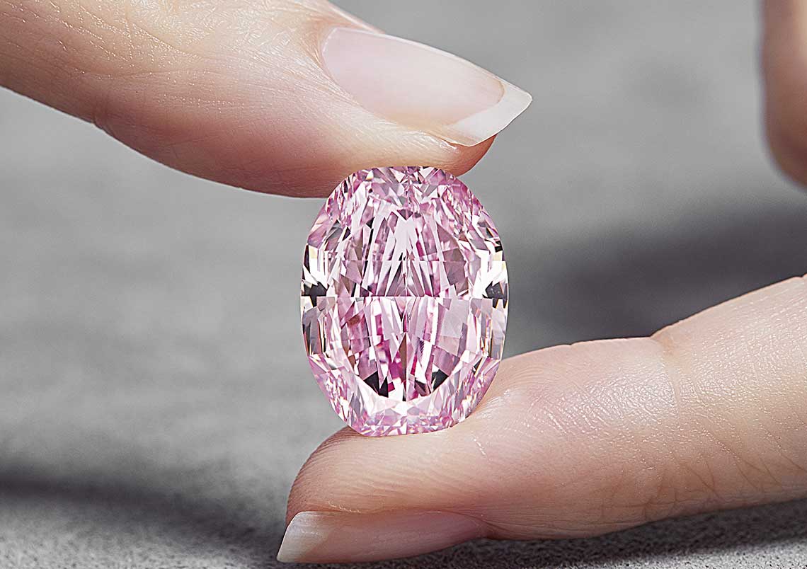 Comment choisir un diamant rose ?
